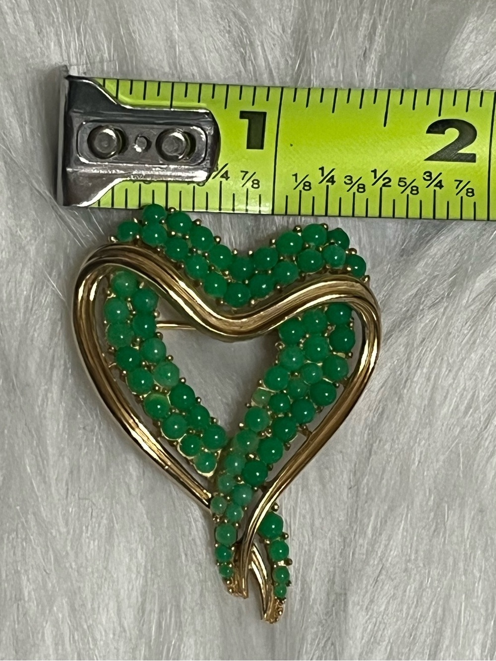 Vintage Trifari Green Heart Brooch - Picture 11 of 11